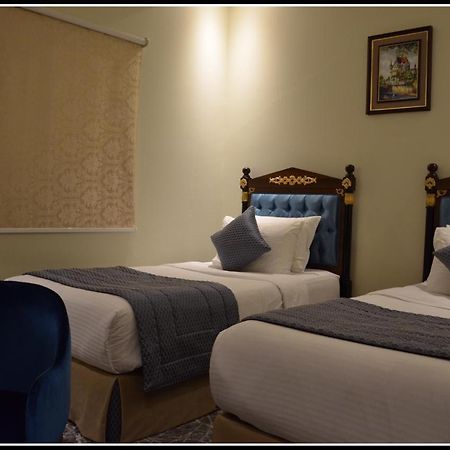 Aronani Hotel Хаил Екстериор снимка