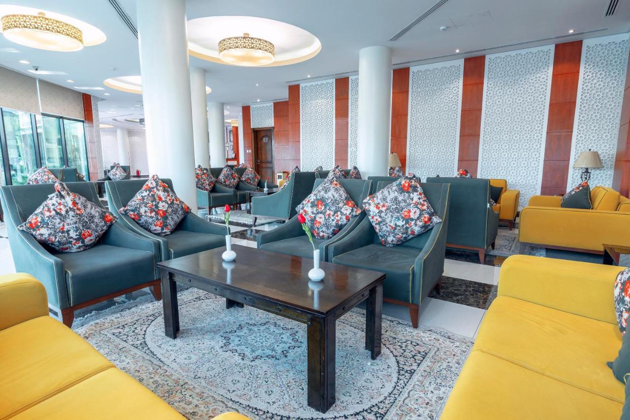 Aronani Hotel Хаил Екстериор снимка