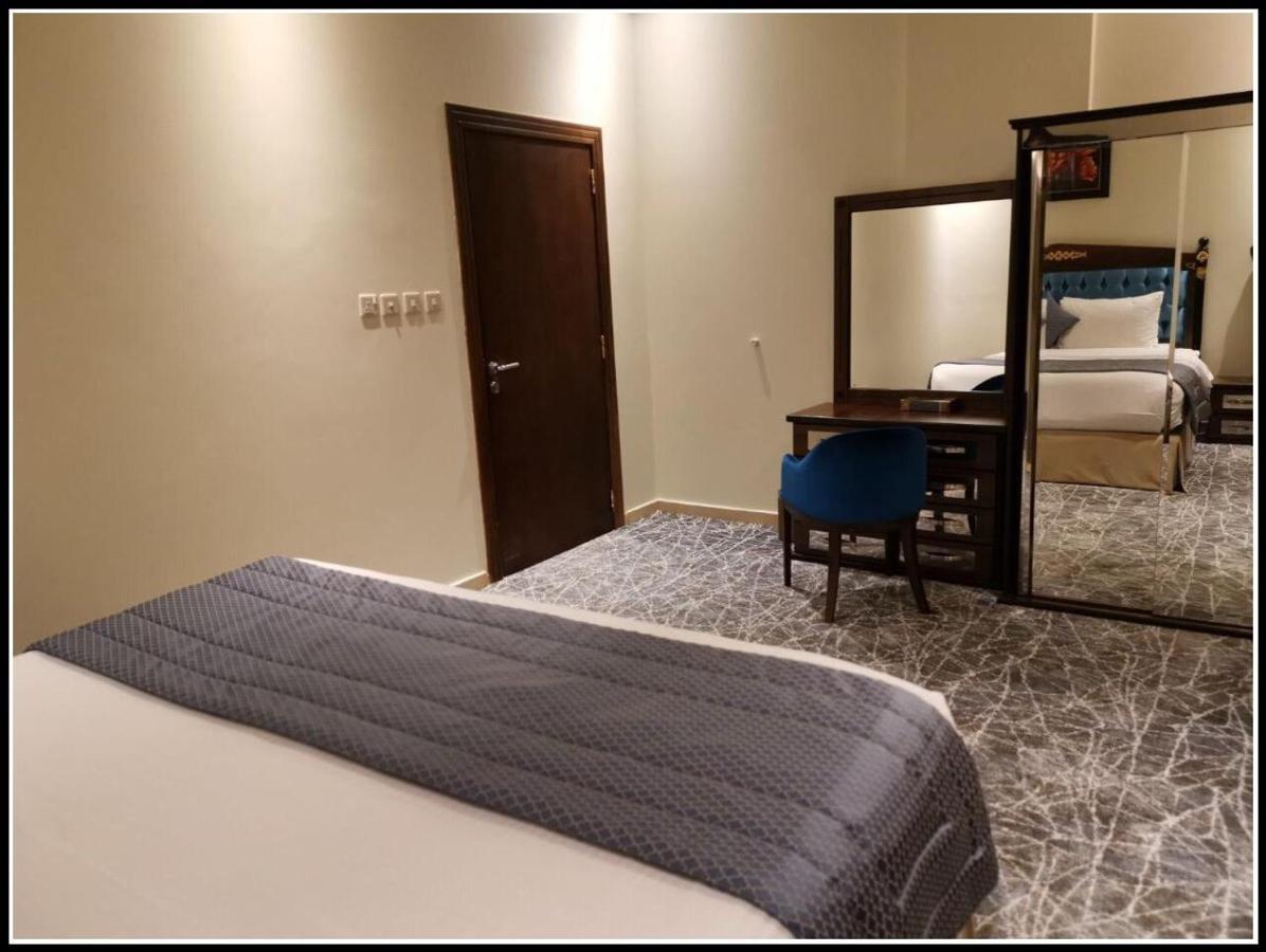 Aronani Hotel Хаил Екстериор снимка